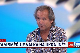 Šándor: Na masy ruských vojáků budou ukrajinské drony krátké. Konflikt se nevyvíjí dobře, soudí | CNN Prima News